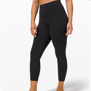 lulu black aligns cropped